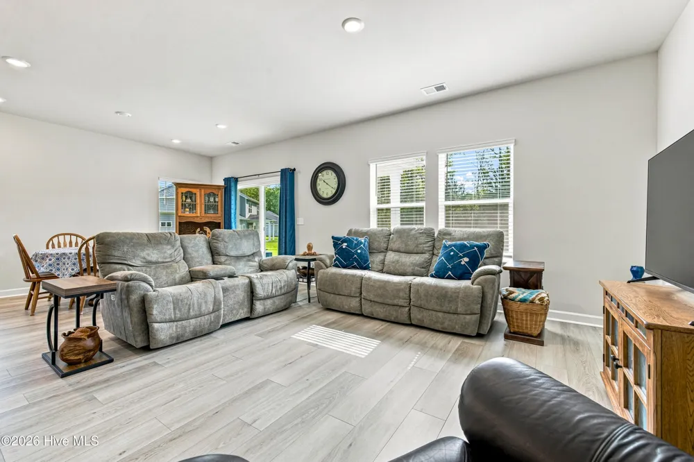 605 Blackthorne Circle NW Calabash, NC 28467