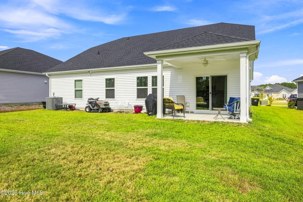 605 Blackthorne Circle NW Calabash, NC 28467