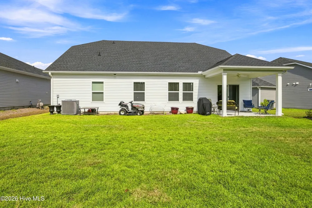 605 Blackthorne Circle NW Calabash, NC 28467