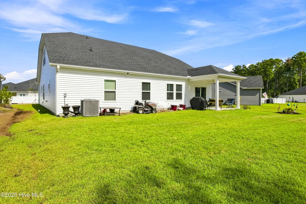 605 Blackthorne Circle NW Calabash, NC 28467