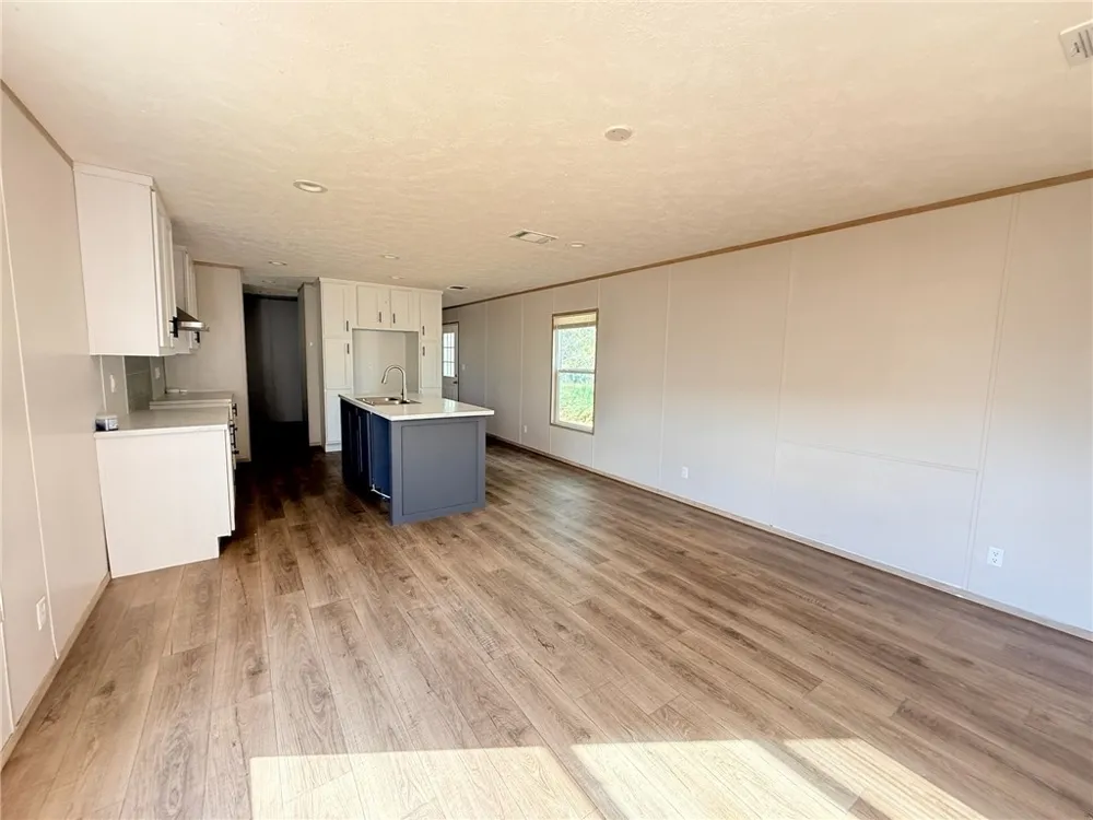 9860 County Road 623 Skidmore, TX 78389
