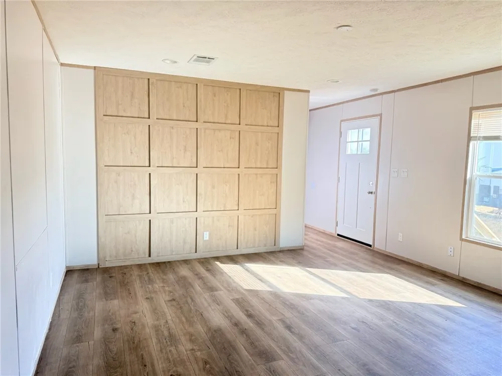 9860 County Road 623 Skidmore, TX 78389