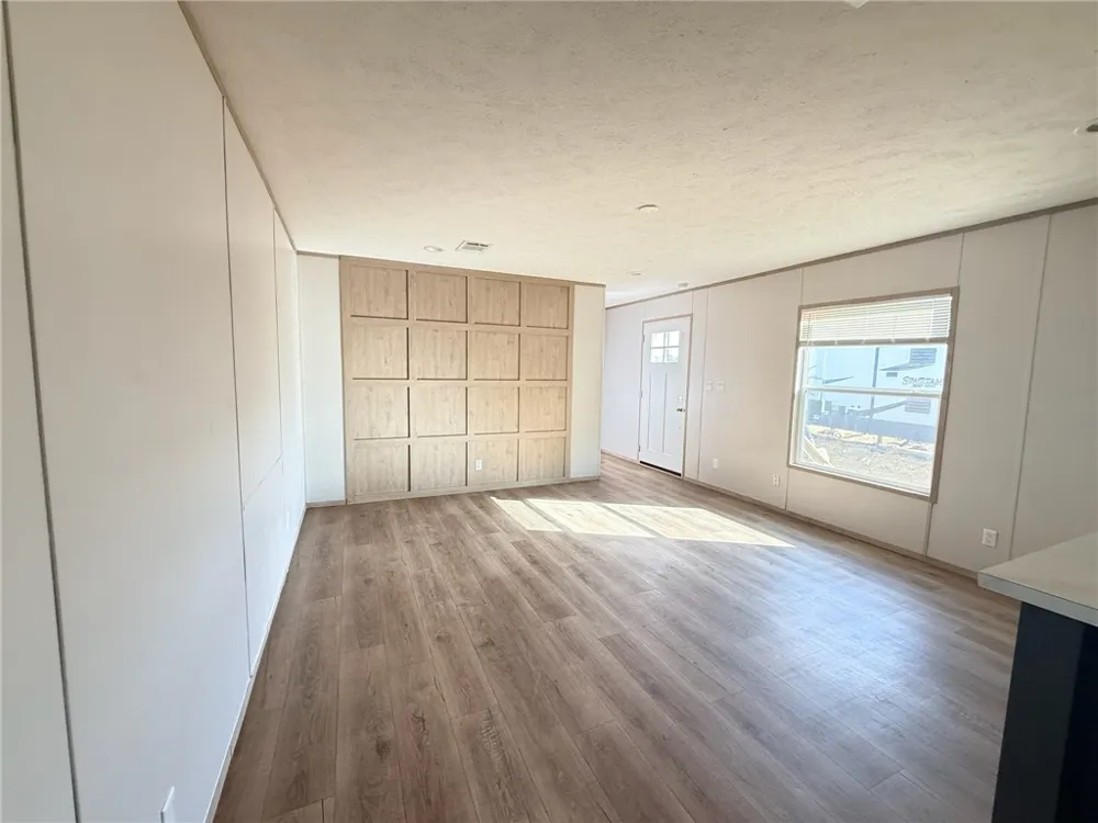 9860 County Road 623 Skidmore, TX 78389
