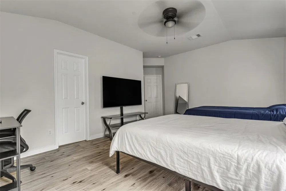 915 Flanagan Drive Leander, TX 78641
