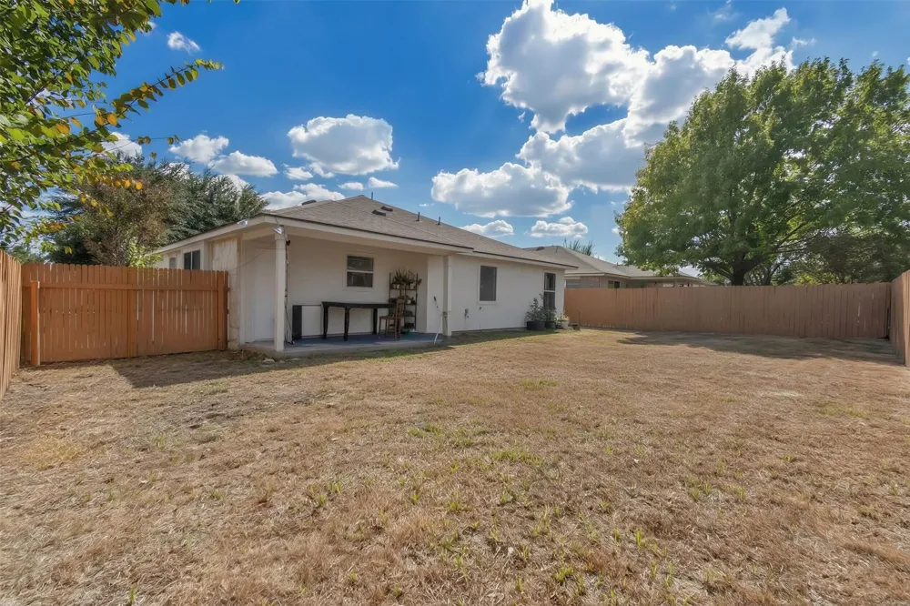 915 Flanagan Drive Leander, TX 78641