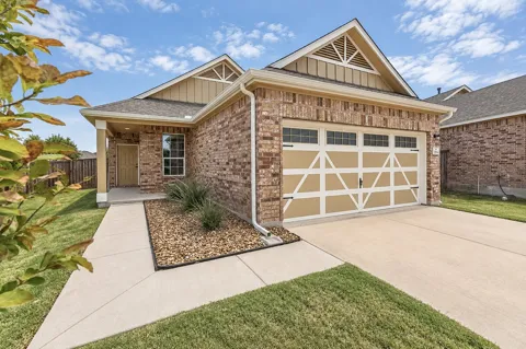1016 Danish Cove