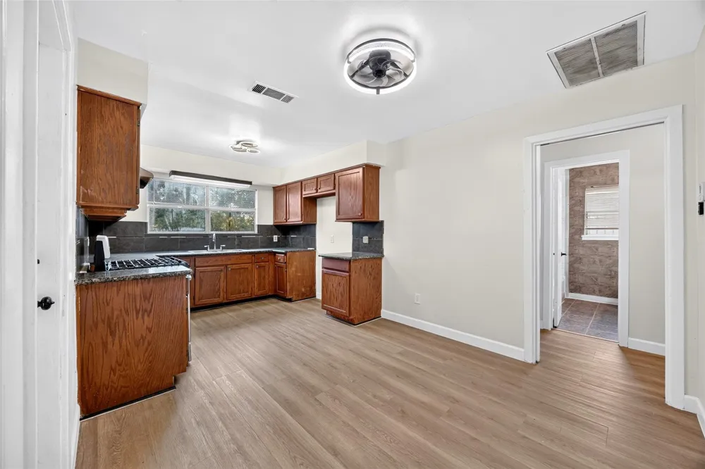 7315 Marilyn Lane Houston, TX 77016