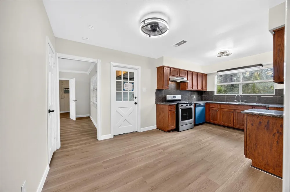 7315 Marilyn Lane Houston, TX 77016