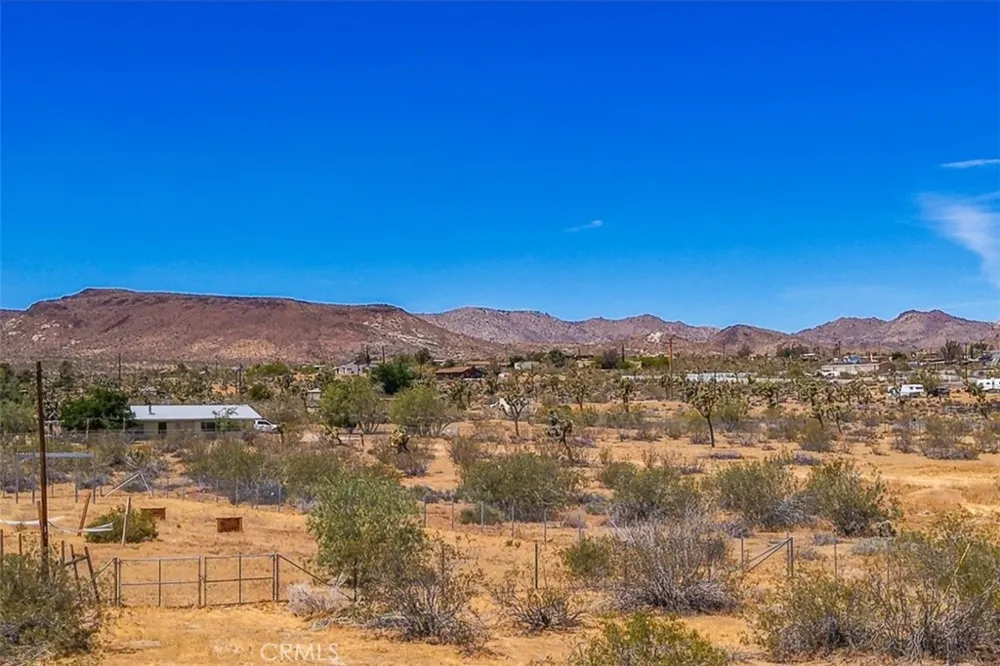 55926 Tananger Road Yucca Valley, CA 92284