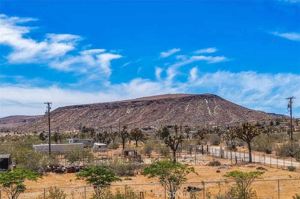 55926 Tananger Road Yucca Valley, CA 92284