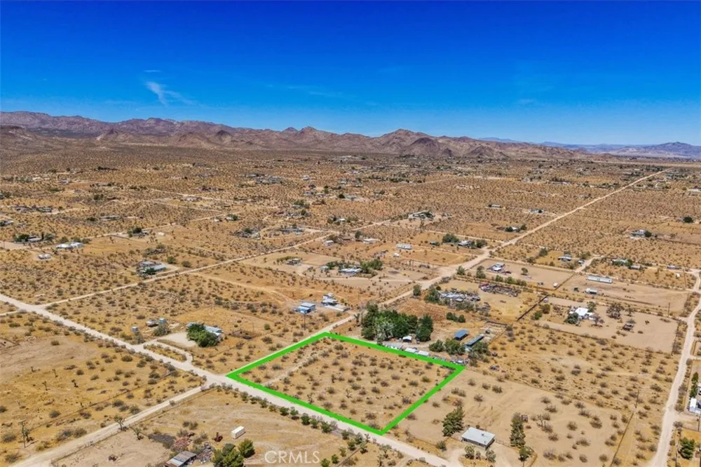 55926 Tananger Road Yucca Valley, CA 92284