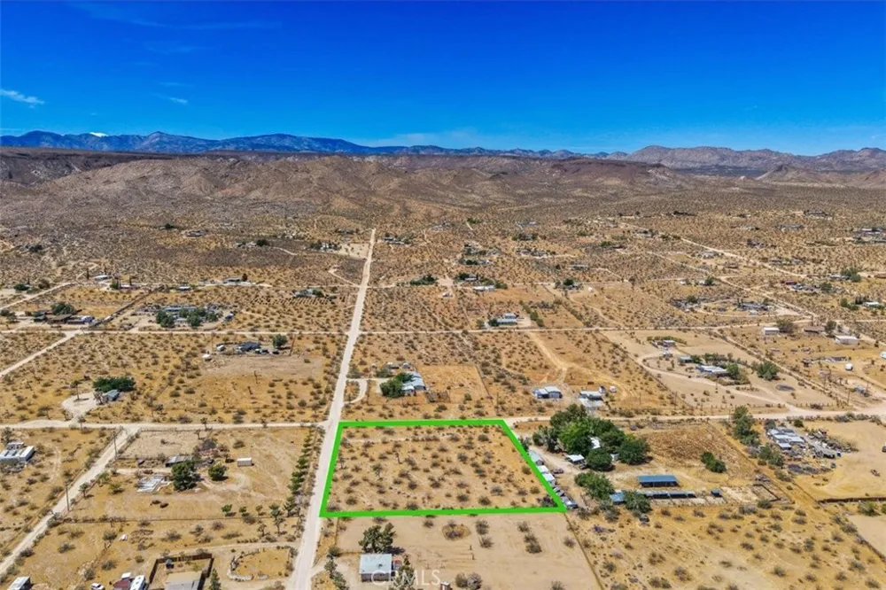 55926 Tananger Road Yucca Valley, CA 92284
