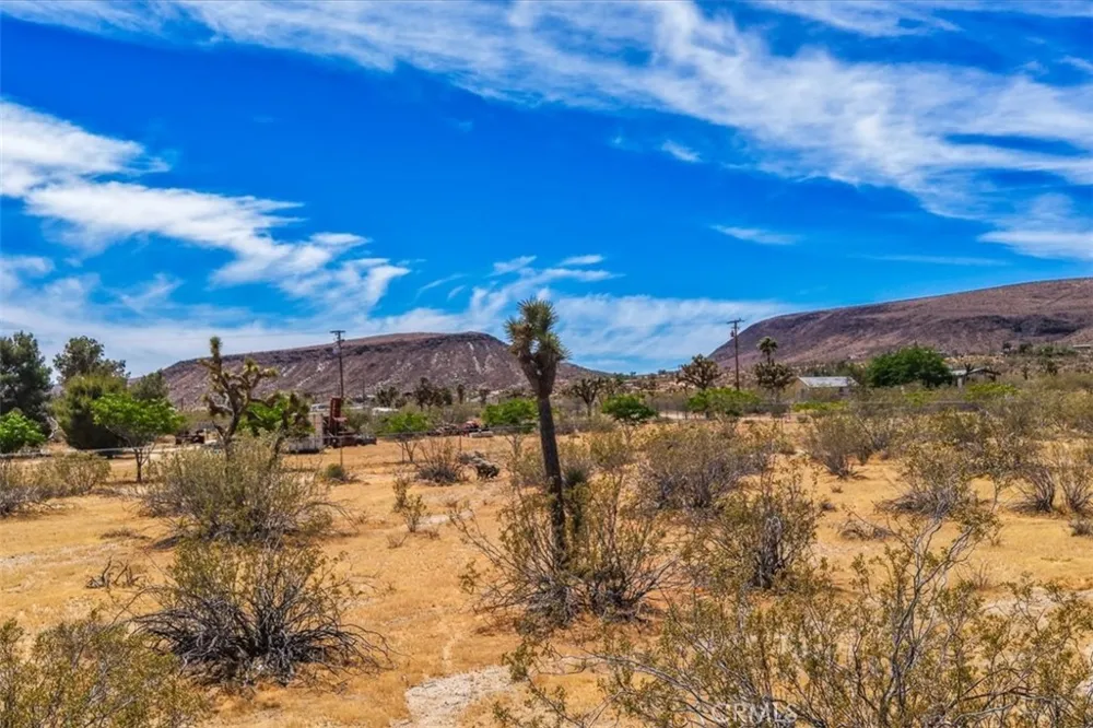 55926 Tananger Road Yucca Valley, CA 92284