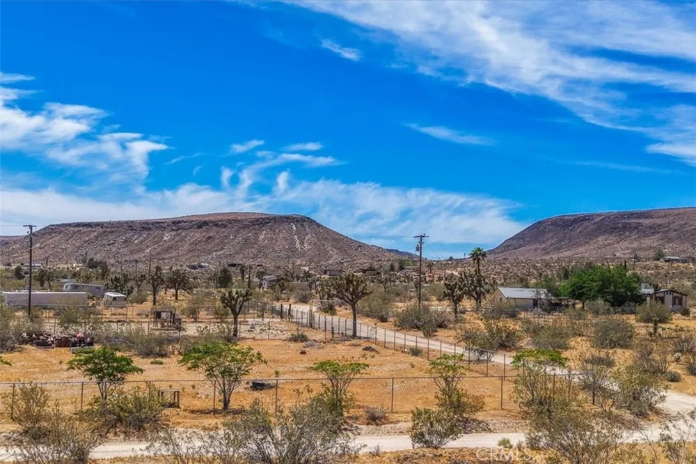 55926 Tananger Road Yucca Valley, CA 92284