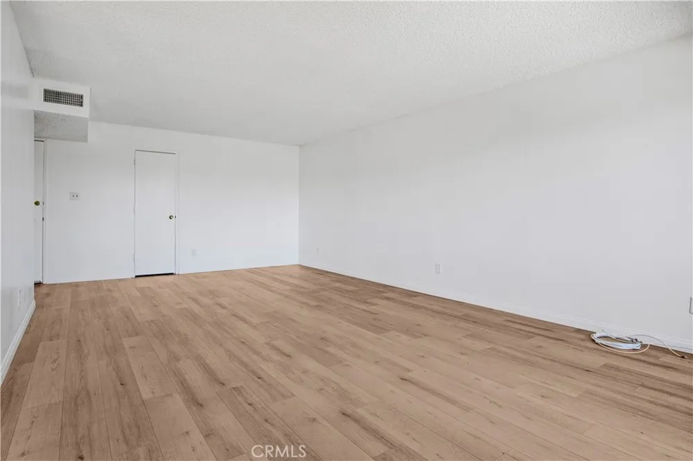 647 Orange Grove South Pasadena, CA 91030