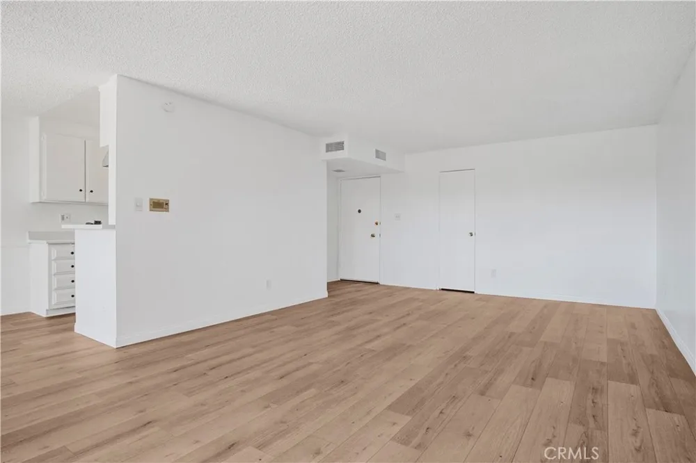 647 Orange Grove South Pasadena, CA 91030