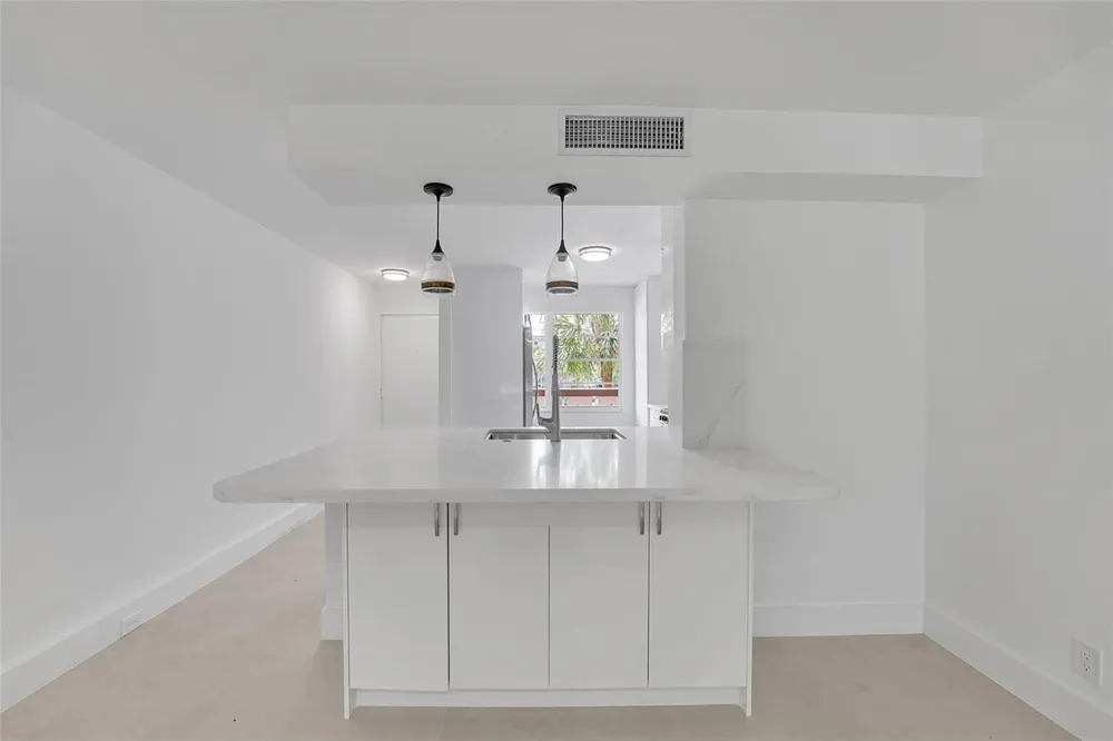 3201 PORTOFINO Point #C2 Coconut Creek, FL 33066