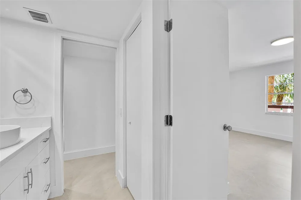 3201 PORTOFINO Point #C2 Coconut Creek, FL 33066