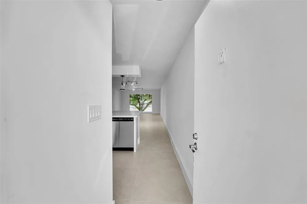 3201 PORTOFINO Point #C2 Coconut Creek, FL 33066
