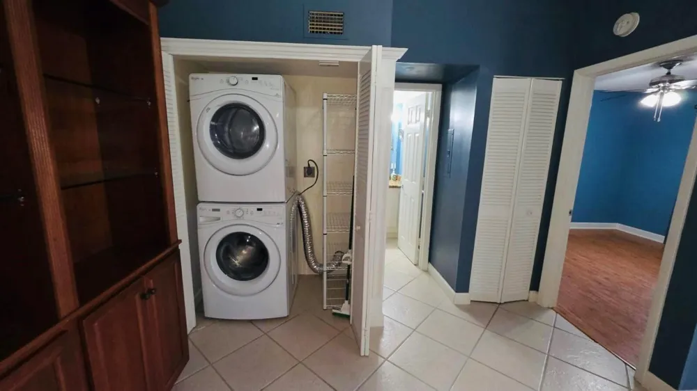 6314 CHASEWOOD DRIVE #E Jupiter, FL 33458