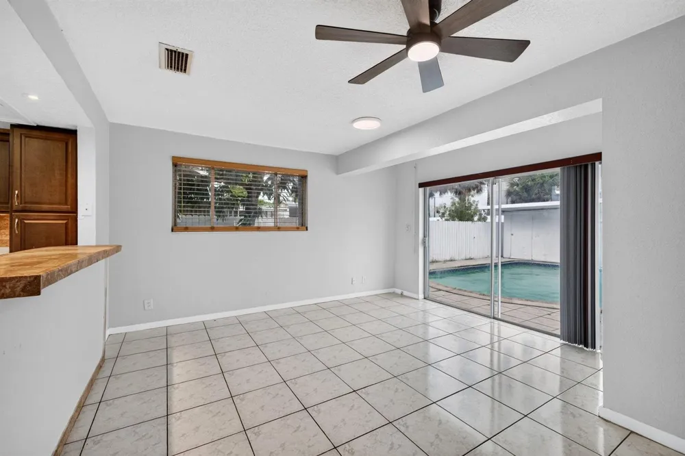 5435 SW 44TH TERRACE Dania Beach, FL 33314