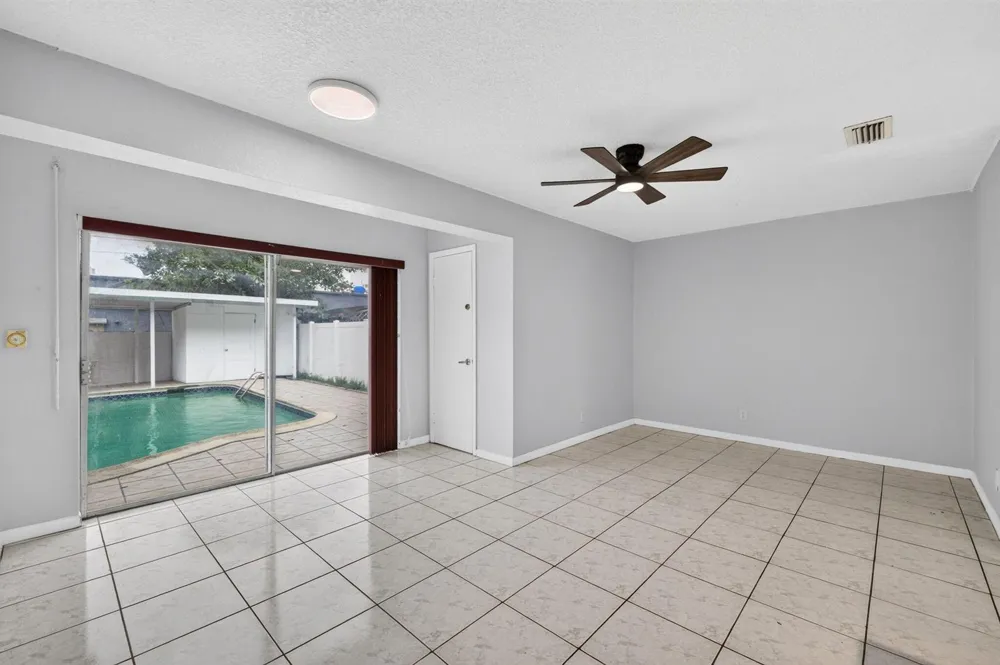 5435 SW 44TH TERRACE Dania Beach, FL 33314