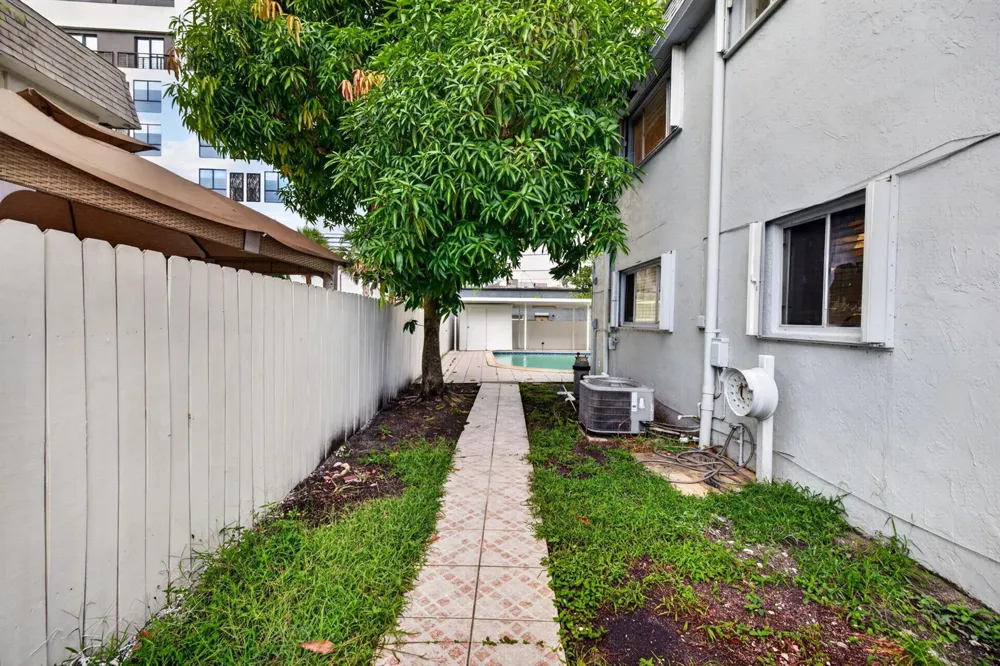 5435 SW 44TH TERRACE Dania Beach, FL 33314