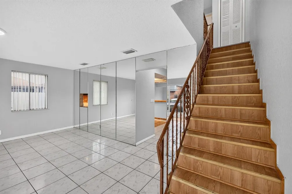 5435 SW 44TH TERRACE Dania Beach, FL 33314