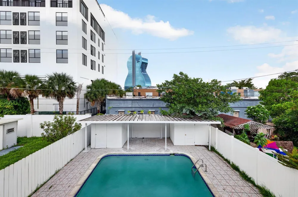 5435 SW 44TH TERRACE Dania Beach, FL 33314