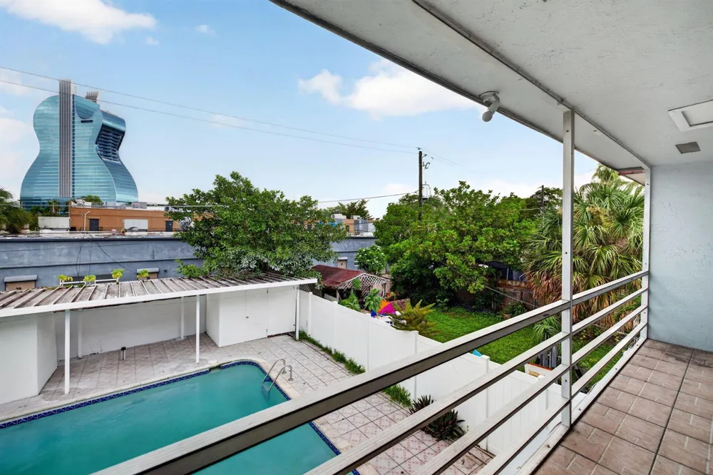 5435 SW 44TH TERRACE Dania Beach, FL 33314