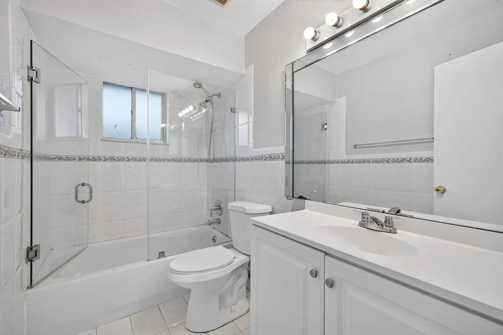5435 SW 44TH TERRACE Dania Beach, FL 33314