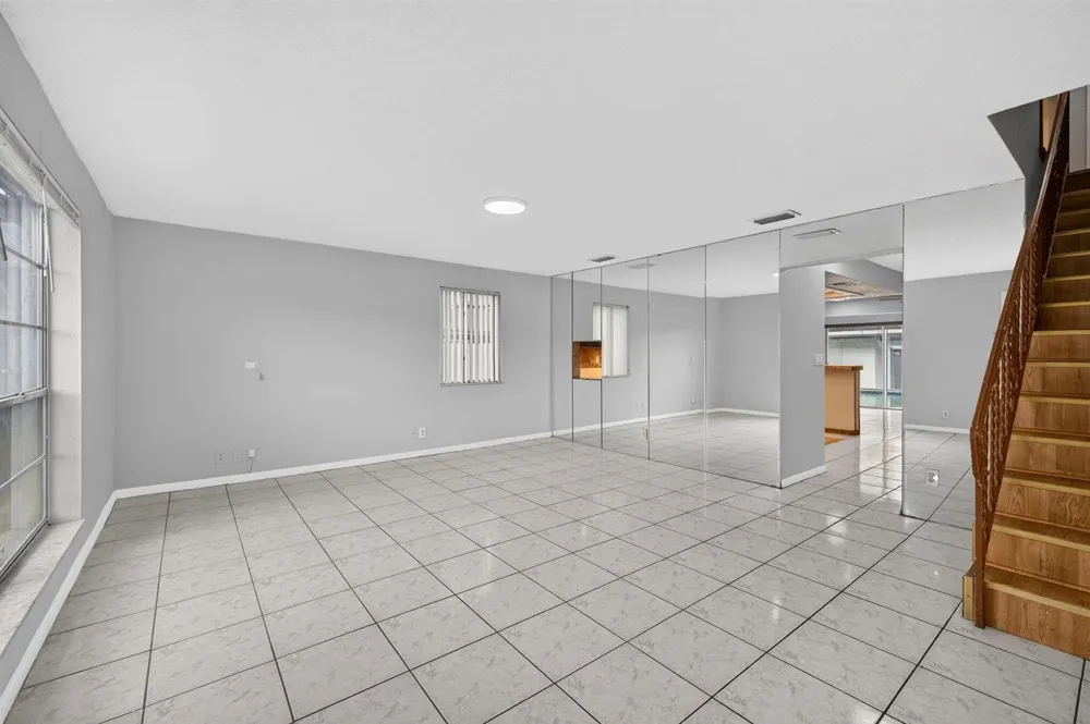 5435 SW 44TH TERRACE Dania Beach, FL 33314
