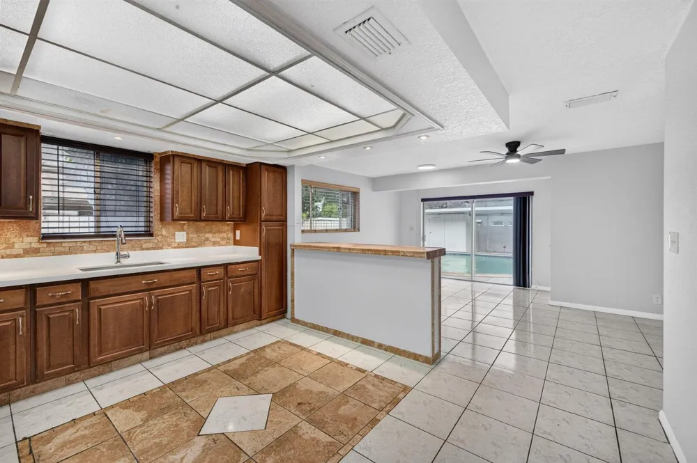 5435 SW 44TH TERRACE Dania Beach, FL 33314