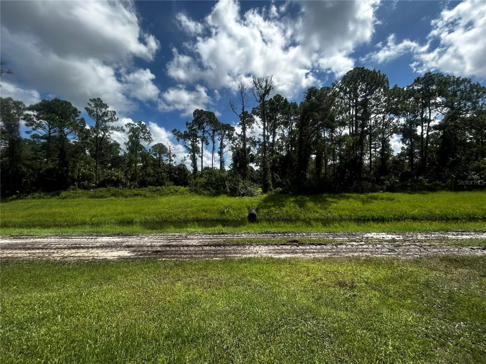 5584 WAGON WHEEL DRIVE North Port, FL 34291