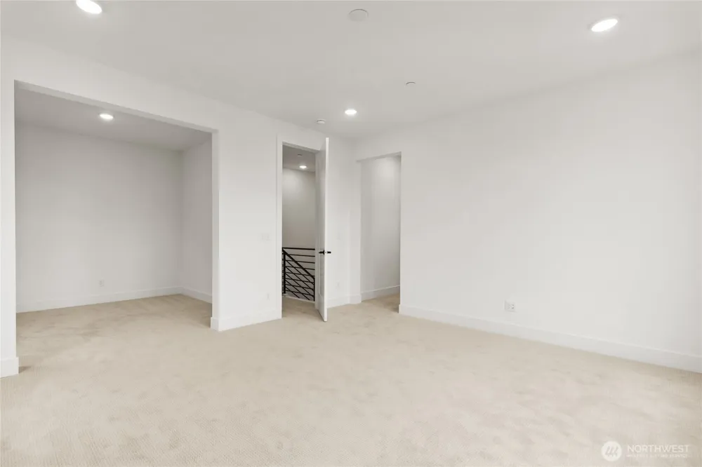 13960 NE 123rd Way #101 Redmond, WA 98052