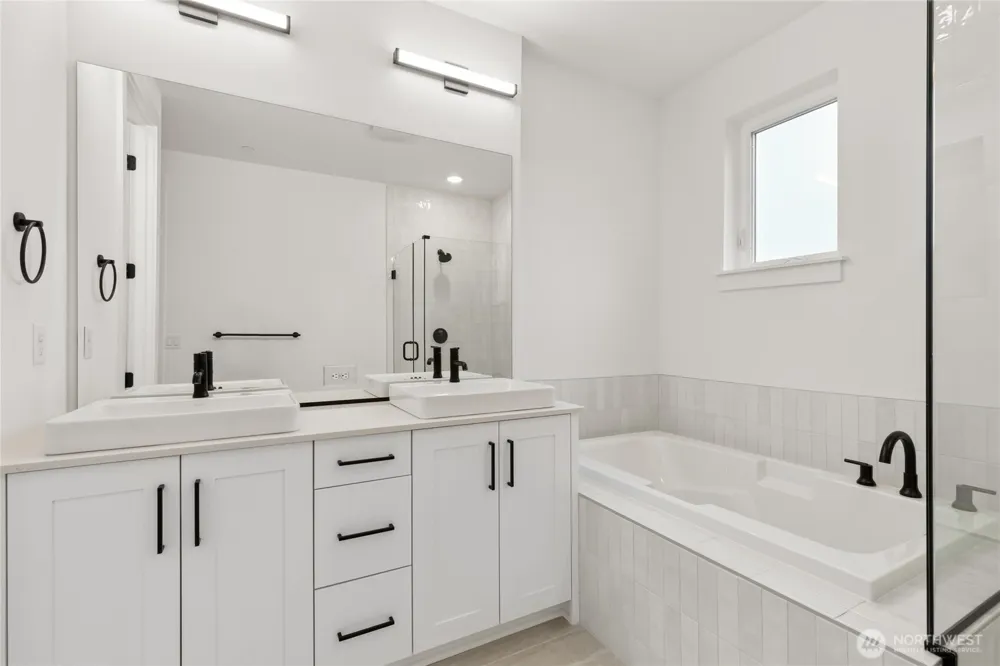 13960 NE 123rd Way #101 Redmond, WA 98052