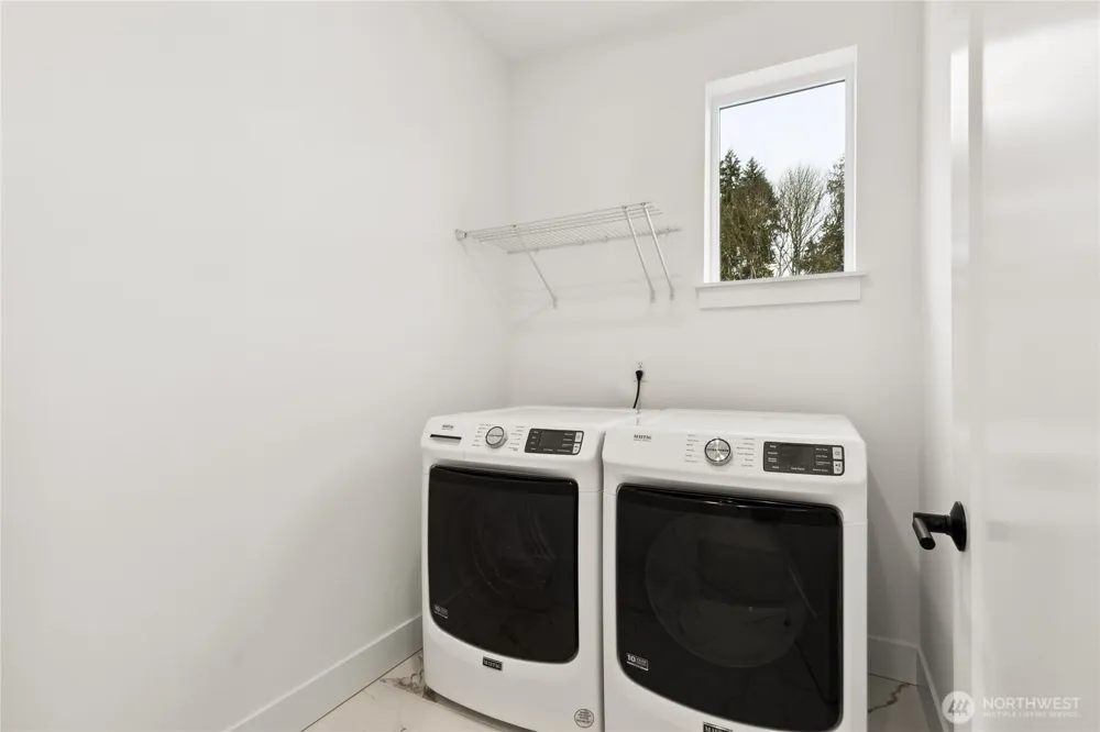 13960 NE 123rd Way #101 Redmond, WA 98052