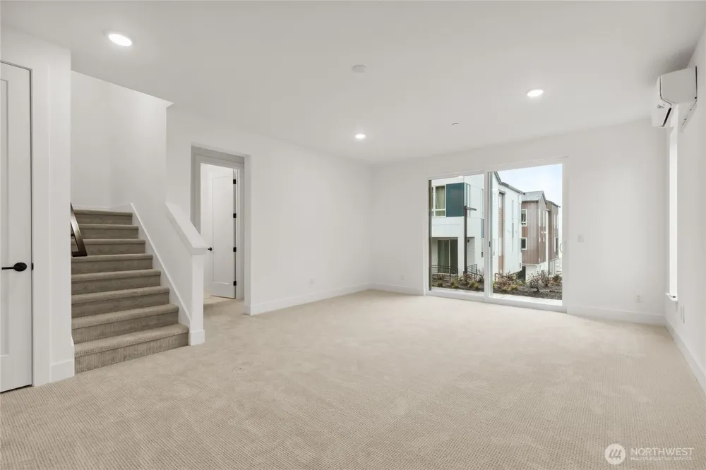 13960 NE 123rd Way #101 Redmond, WA 98052