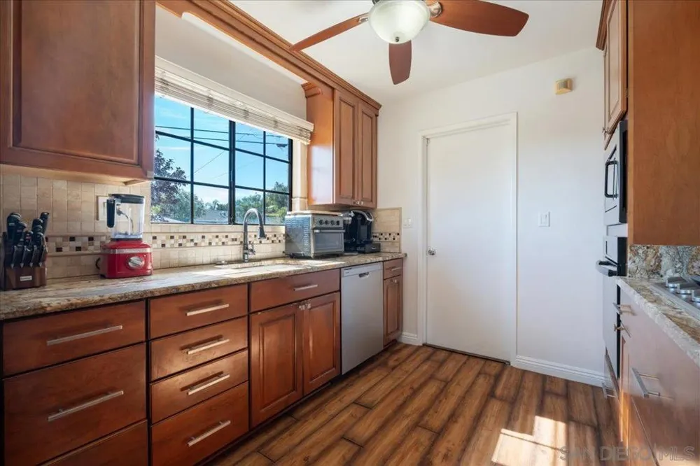 1493 Olive Hills El Cajon, CA 92021