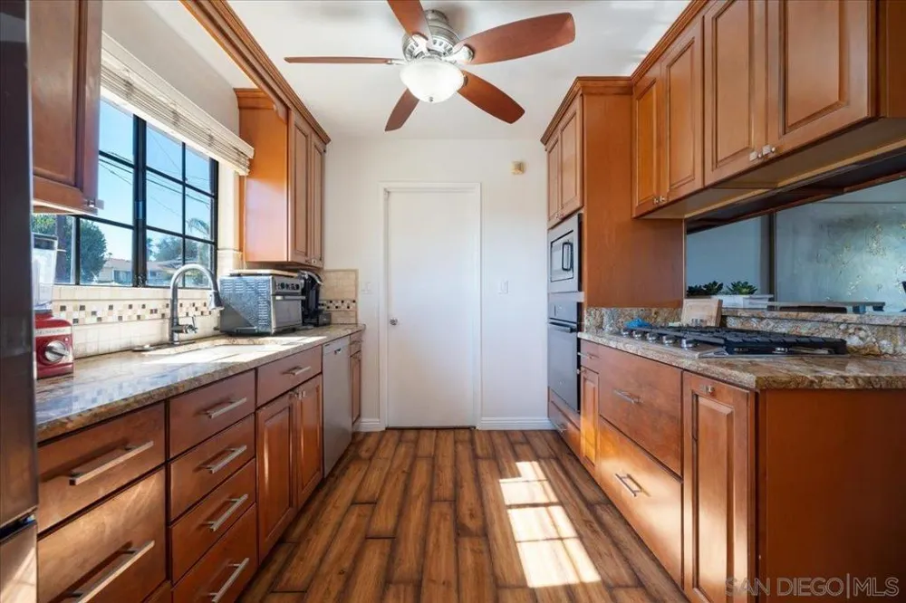 1493 Olive Hills El Cajon, CA 92021