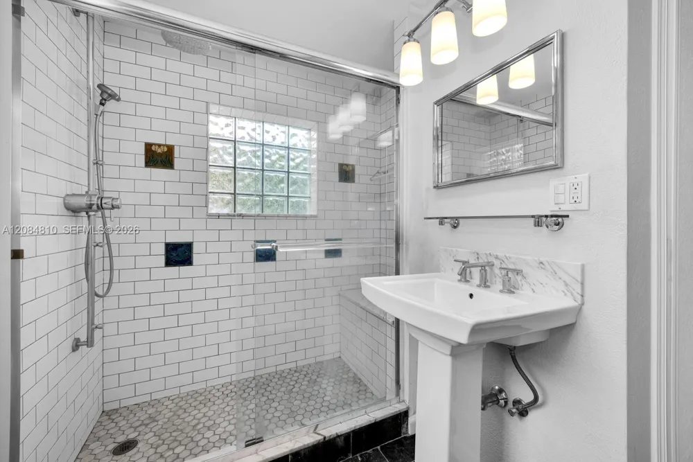 537 Zamora Ave Coral Gables, FL 33134