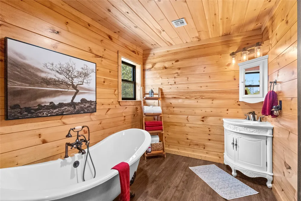 2217 Hidden Ridge Road Stigler, OK 74462