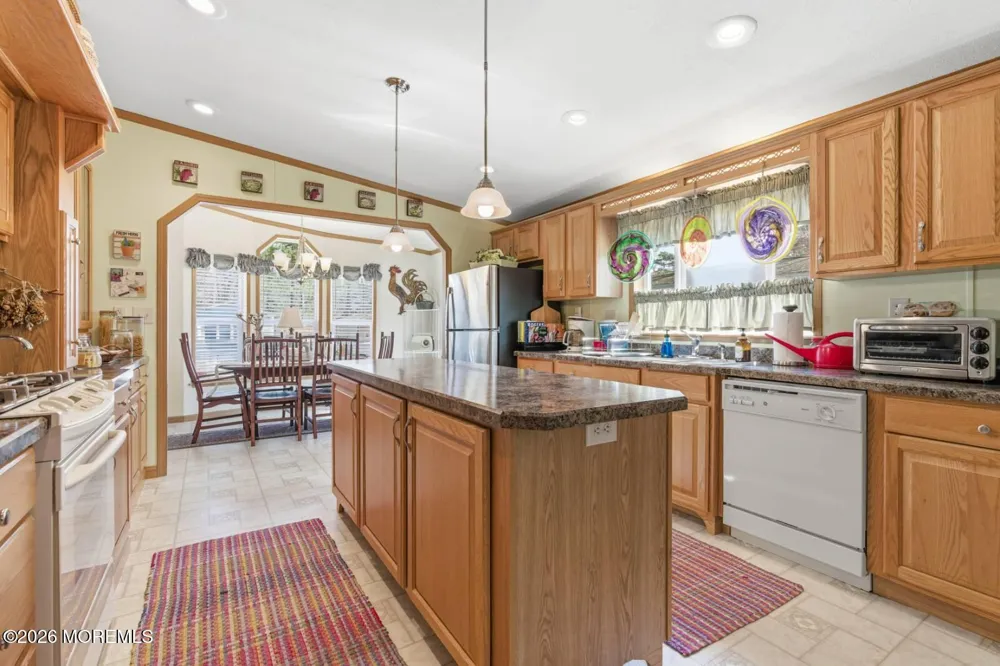 35 Goldenrod Place Jackson, NJ 08527