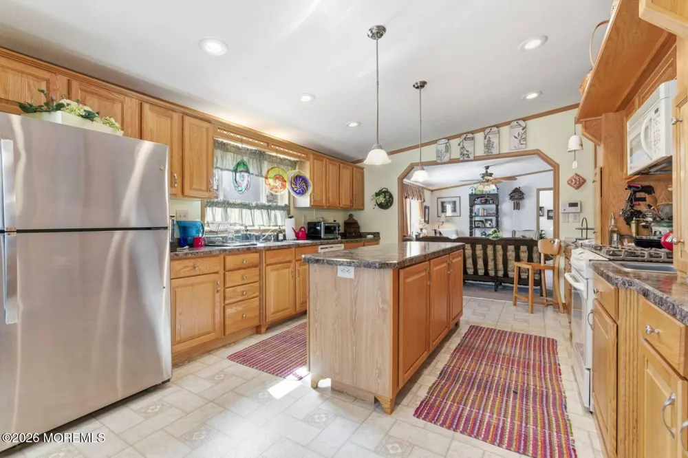 35 Goldenrod Place Jackson, NJ 08527
