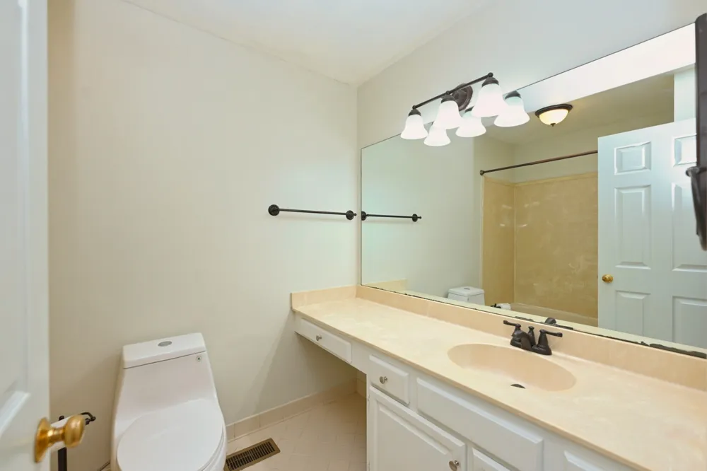 325 Autumn Chase Dr Nashville, TN 37214