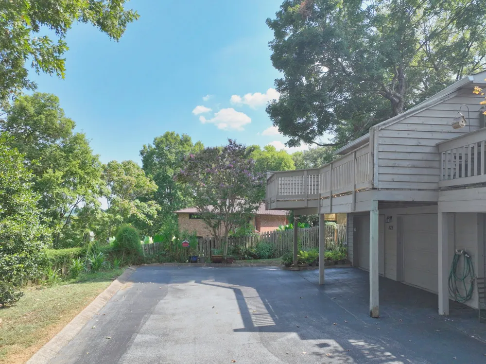 325 Autumn Chase Dr Nashville, TN 37214