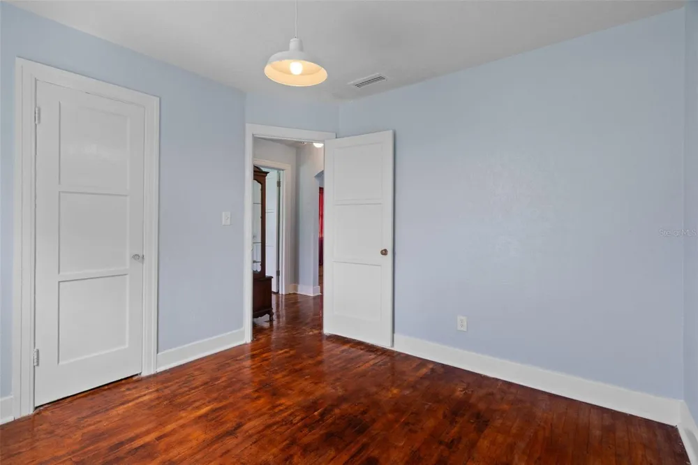5300 39 AVENUE St Petersburg, FL 33709