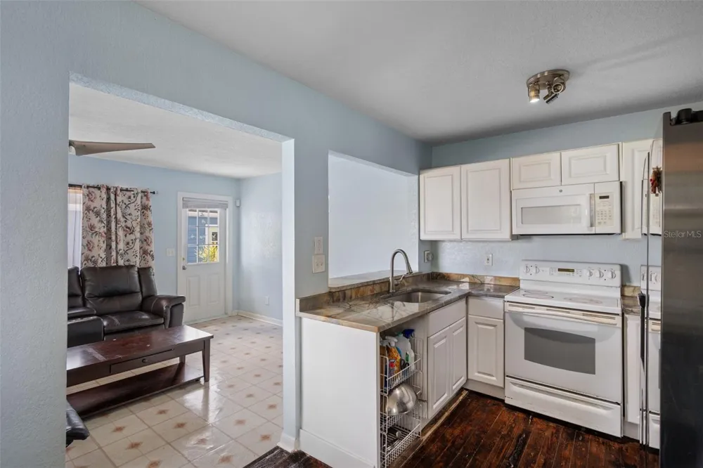 5300 39 AVENUE St Petersburg, FL 33709