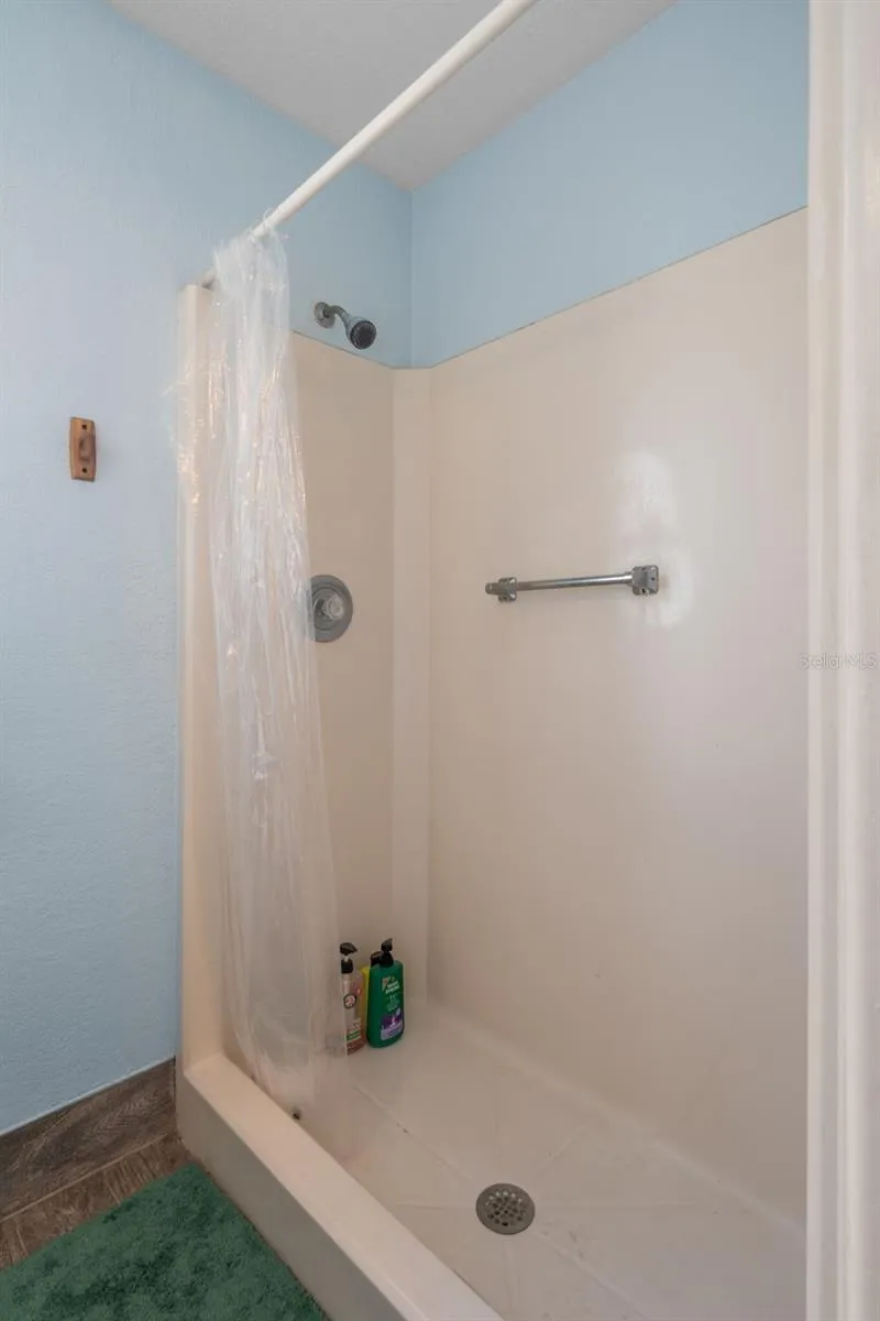 5300 39 AVENUE St Petersburg, FL 33709