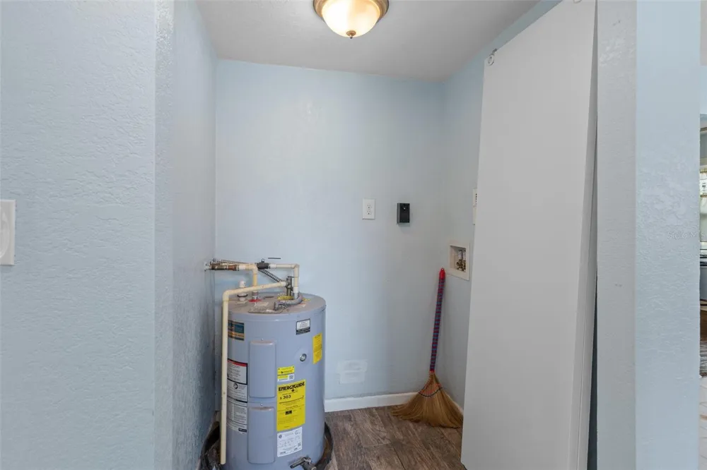 5300 39 AVENUE St Petersburg, FL 33709
